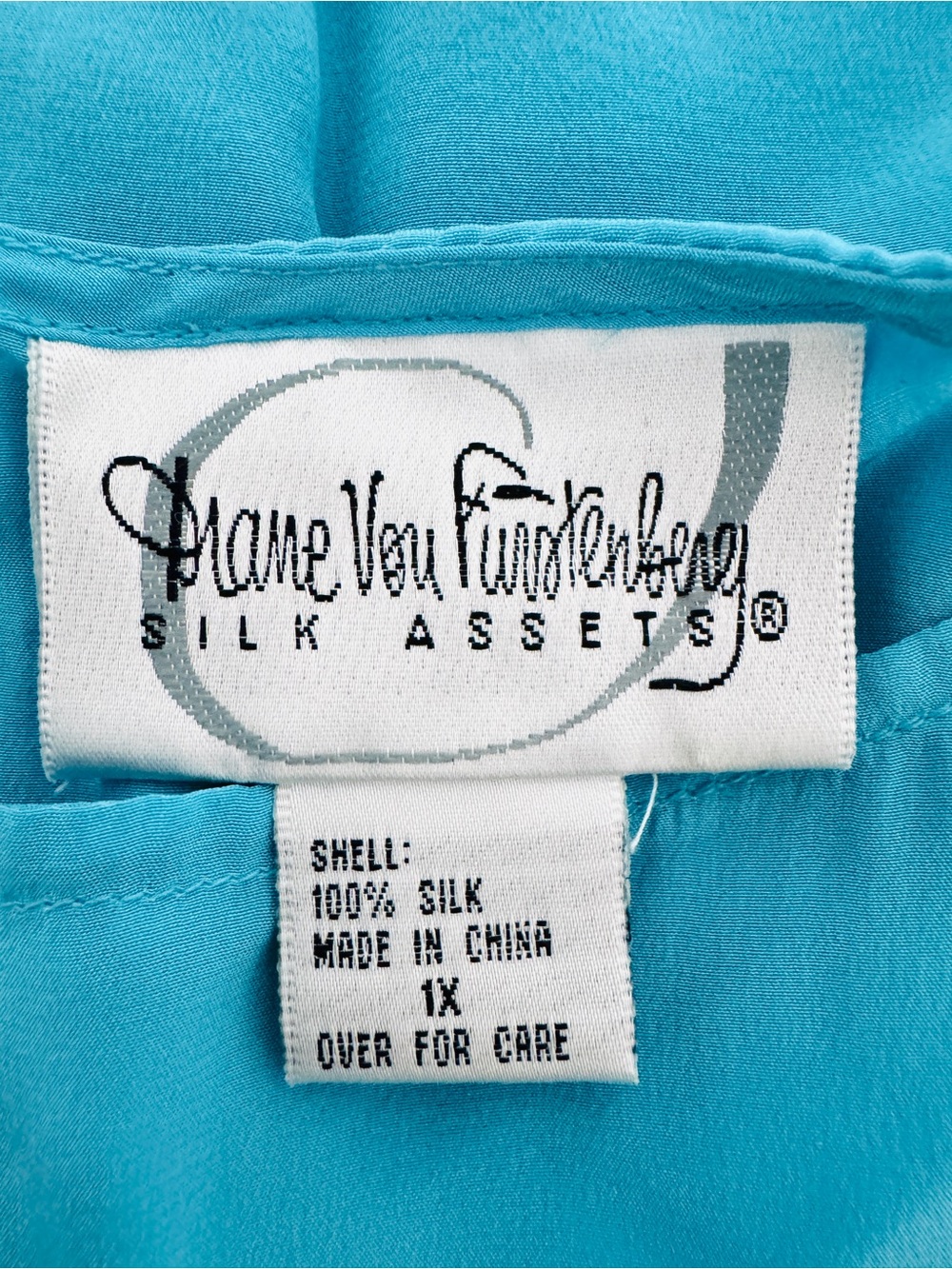 Diane Von Furstenberg Silk Assets Vintage Aqua Tank Top, Size 1X - Picture 5 of 8